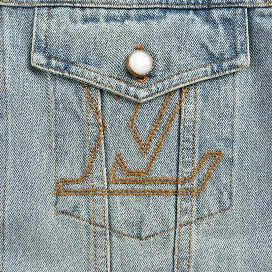 Louis Vuitton/ 24Fw logo